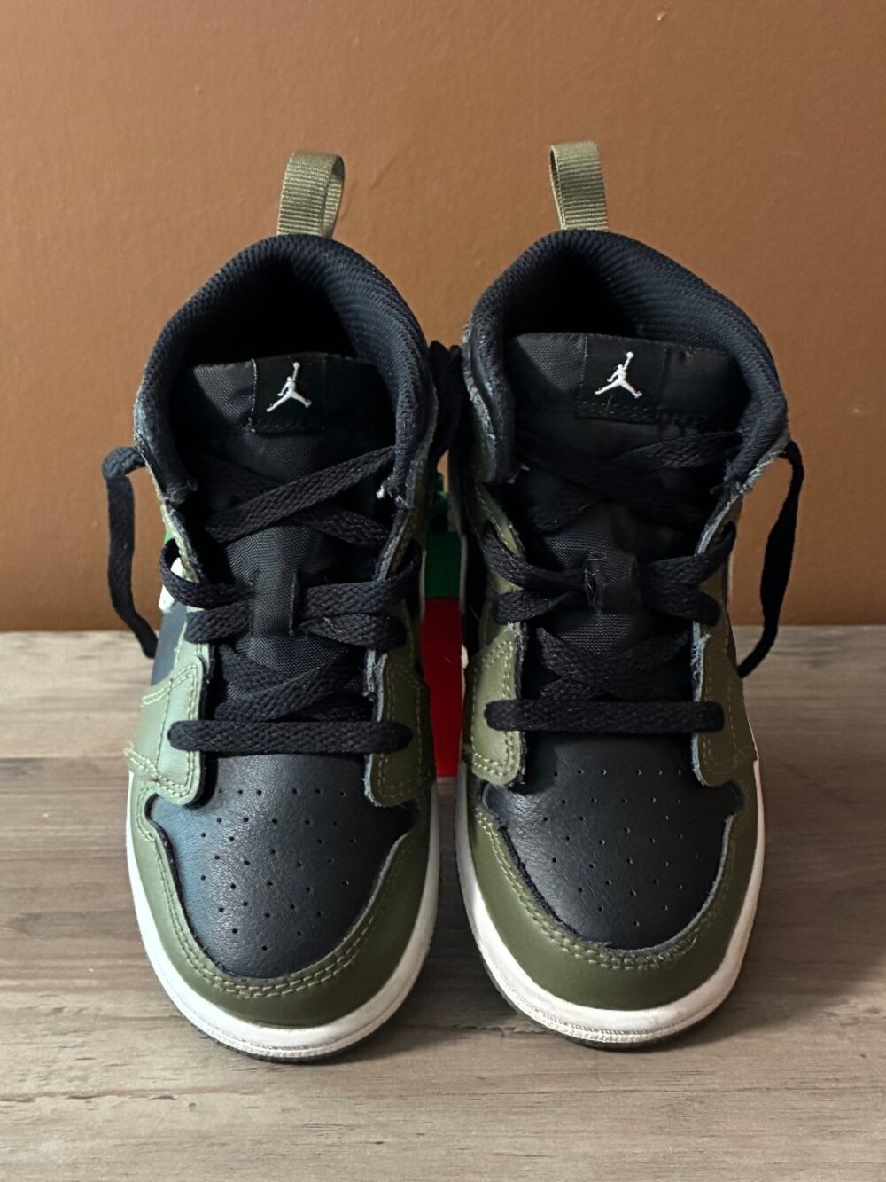 Nike Air Jordan Mid Sneakers